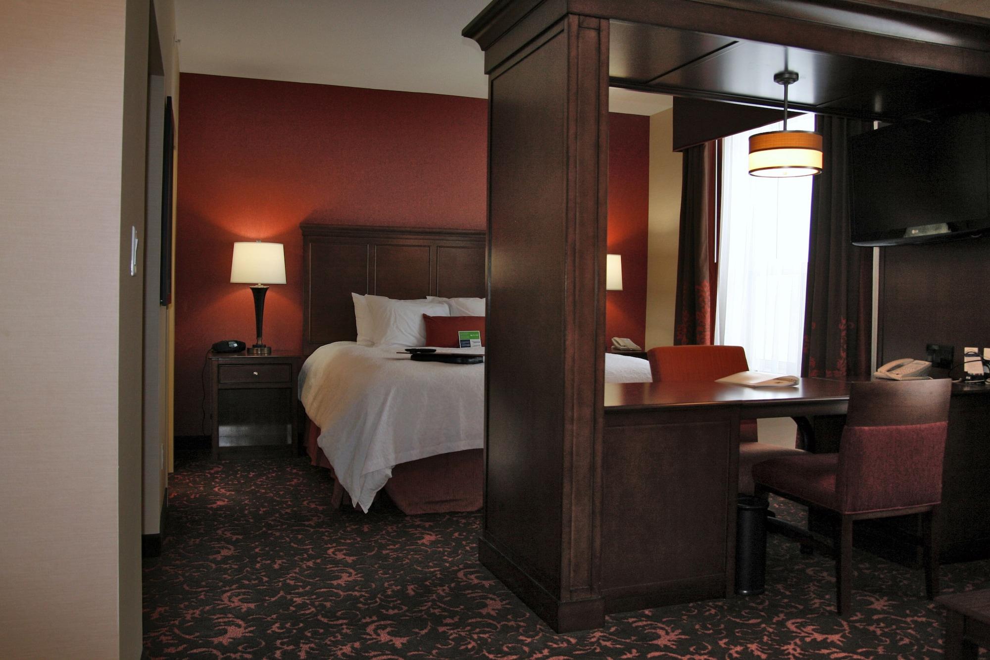 Hampton Inn By Hilton Edmonton South Экстерьер фото