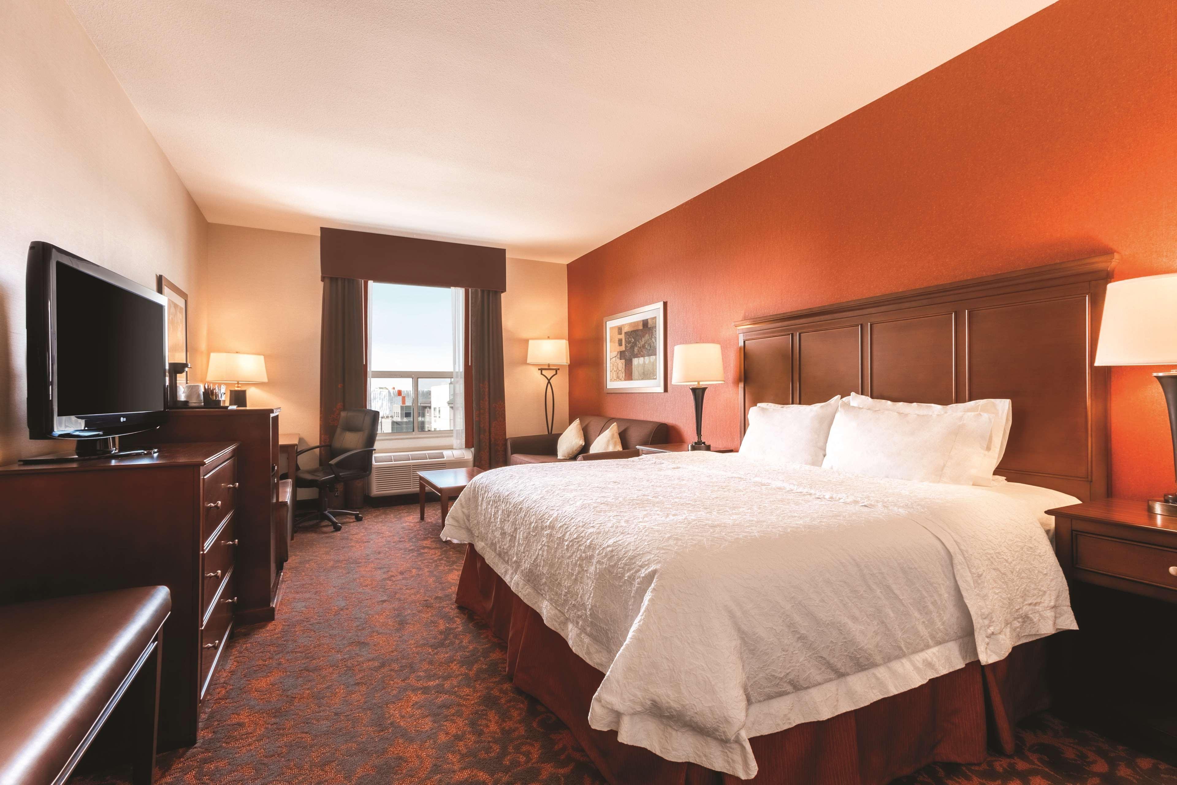 Hampton Inn By Hilton Edmonton South Экстерьер фото