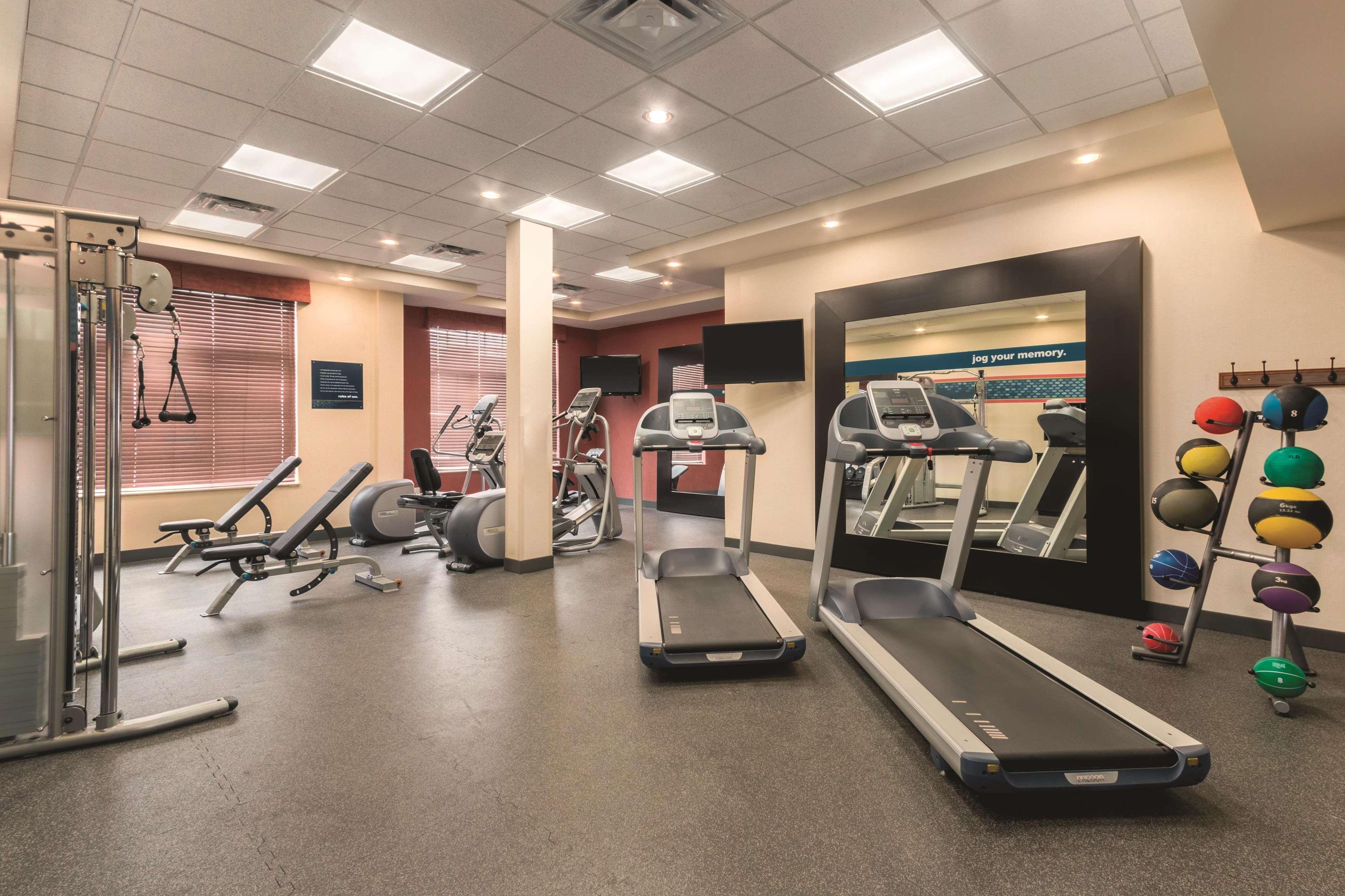 Hampton Inn By Hilton Edmonton South Экстерьер фото